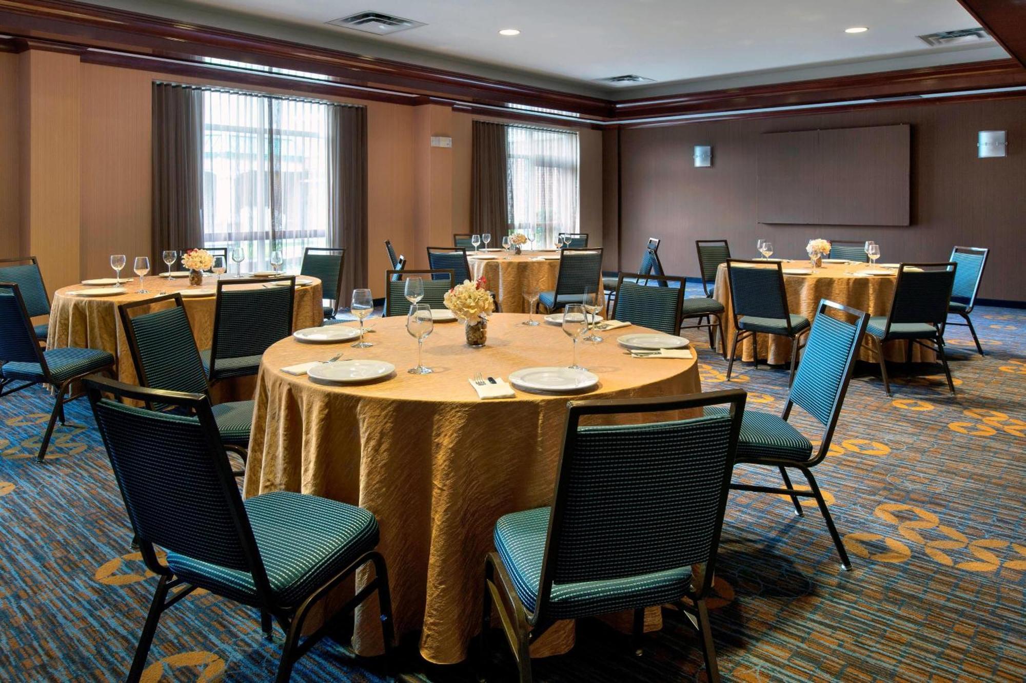 Courtyard By Marriott Basking Ridge Exteriör bild